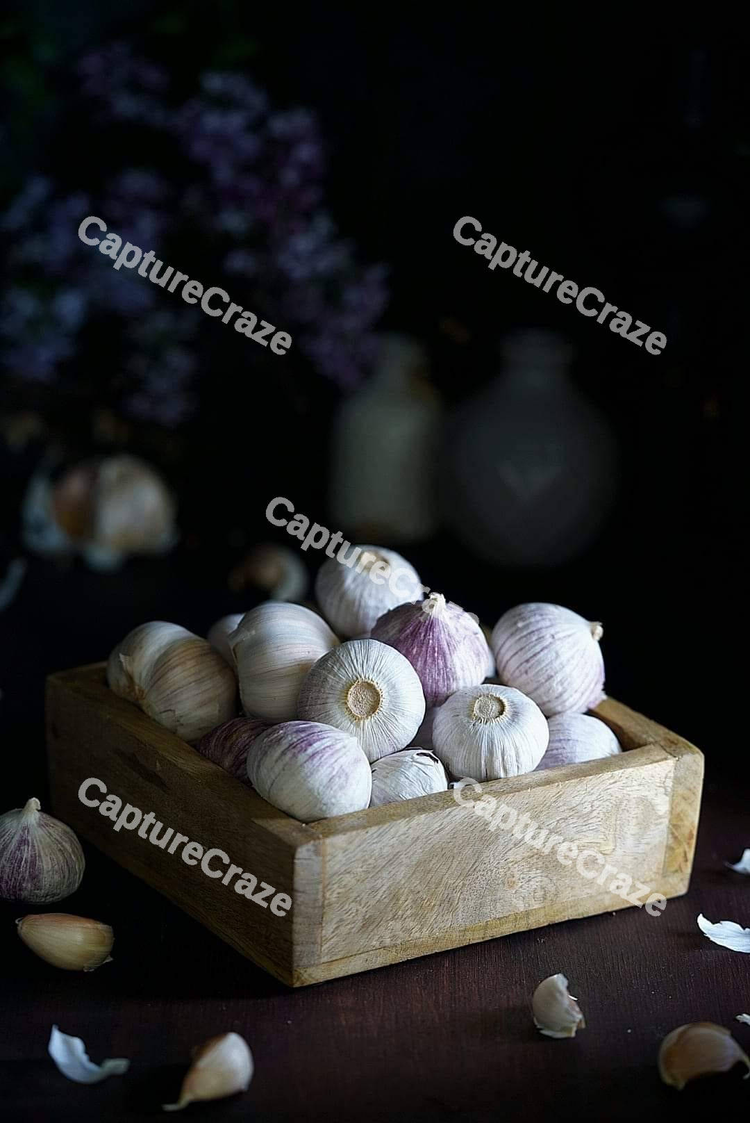 Garlic in a wooden box